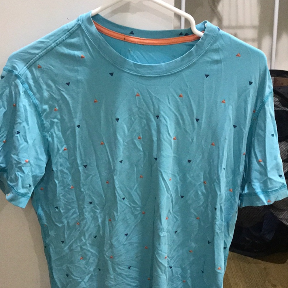 Blue lulu shirt